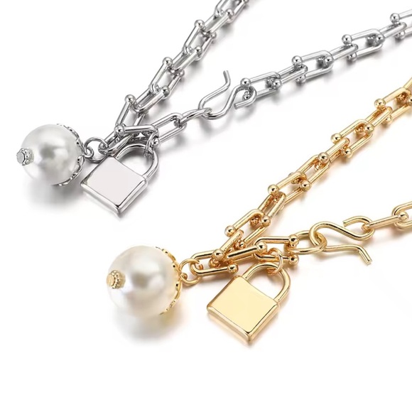 Graduated Link Elegant Gold Chain Lock Pearl Charm - Picture 9 of 14
